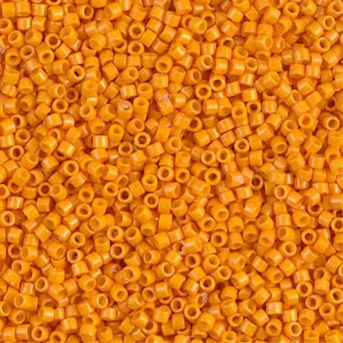 Duracoat Dyed Opaque Kumquat 11/0 delica beads || DB2104