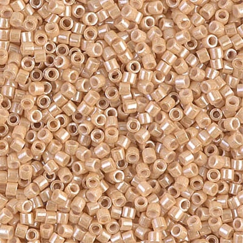 Light Caramel Ceylon 10/0 Delica || DBM-0205 || Delica Seed Beads - Mack & Rex