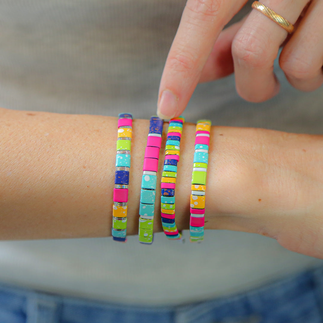 LIVE OUT LOUD | Set Of 4 | Beaded Bracelet Stack