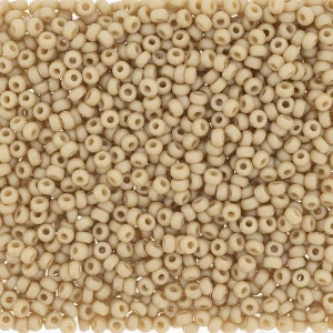 Opaque Matte Glazed Adobe Sand Rainbow 15/0 seed beads || RR15-4691 - Mack & Rex