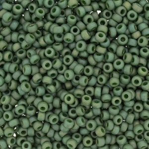 Opaque Matte Glazed Parakeet Green Rainbow 11/0 Miyuki rocaille || RR11-4700 - Mack & Rex
