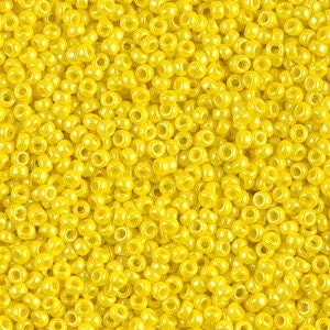 Opaque Yellow Luster 11/0 Miyuki rocaille || RR11-0422 - Mack & Rex
