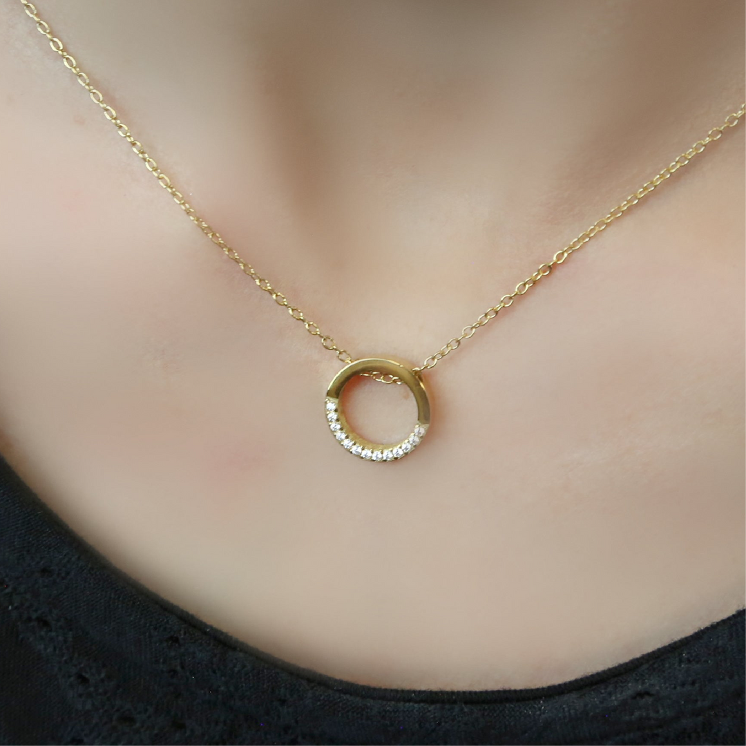 HALO - 18k Gold Zircon Necklace