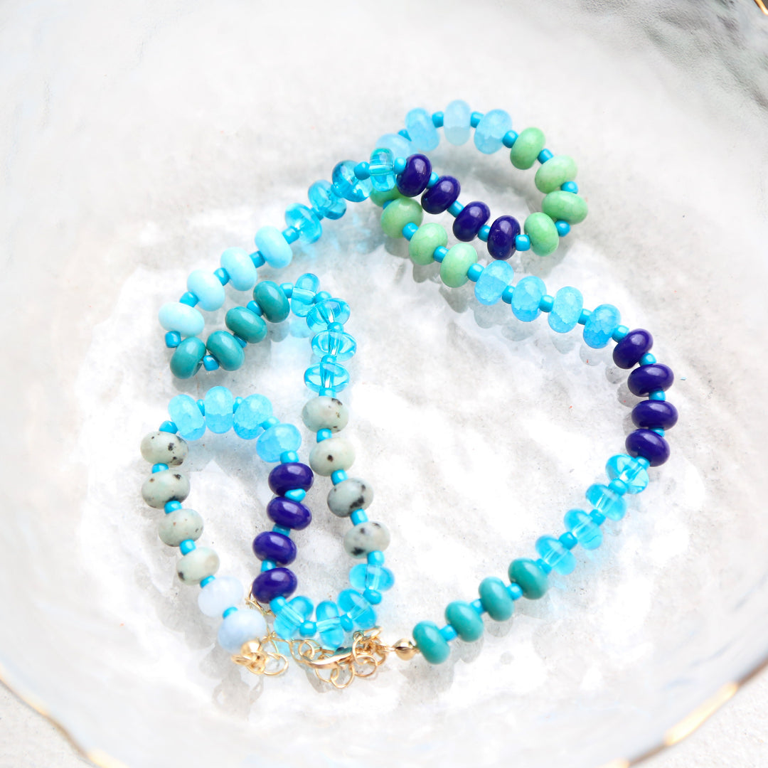 OCEAN TIDE - Multicolored Stone Bead Necklace