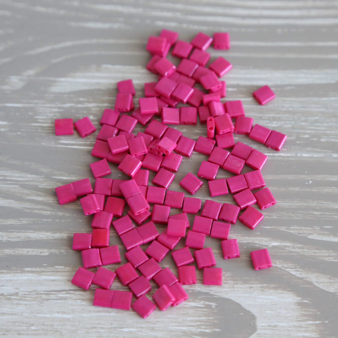 6073 - Dark Magenta Designer Tile Beads - Mack & Rex