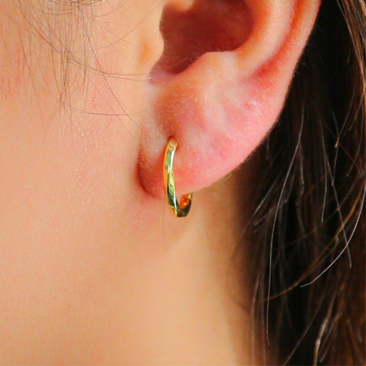 BRILLIANT- 18K Gold Twist Hoop Earrings