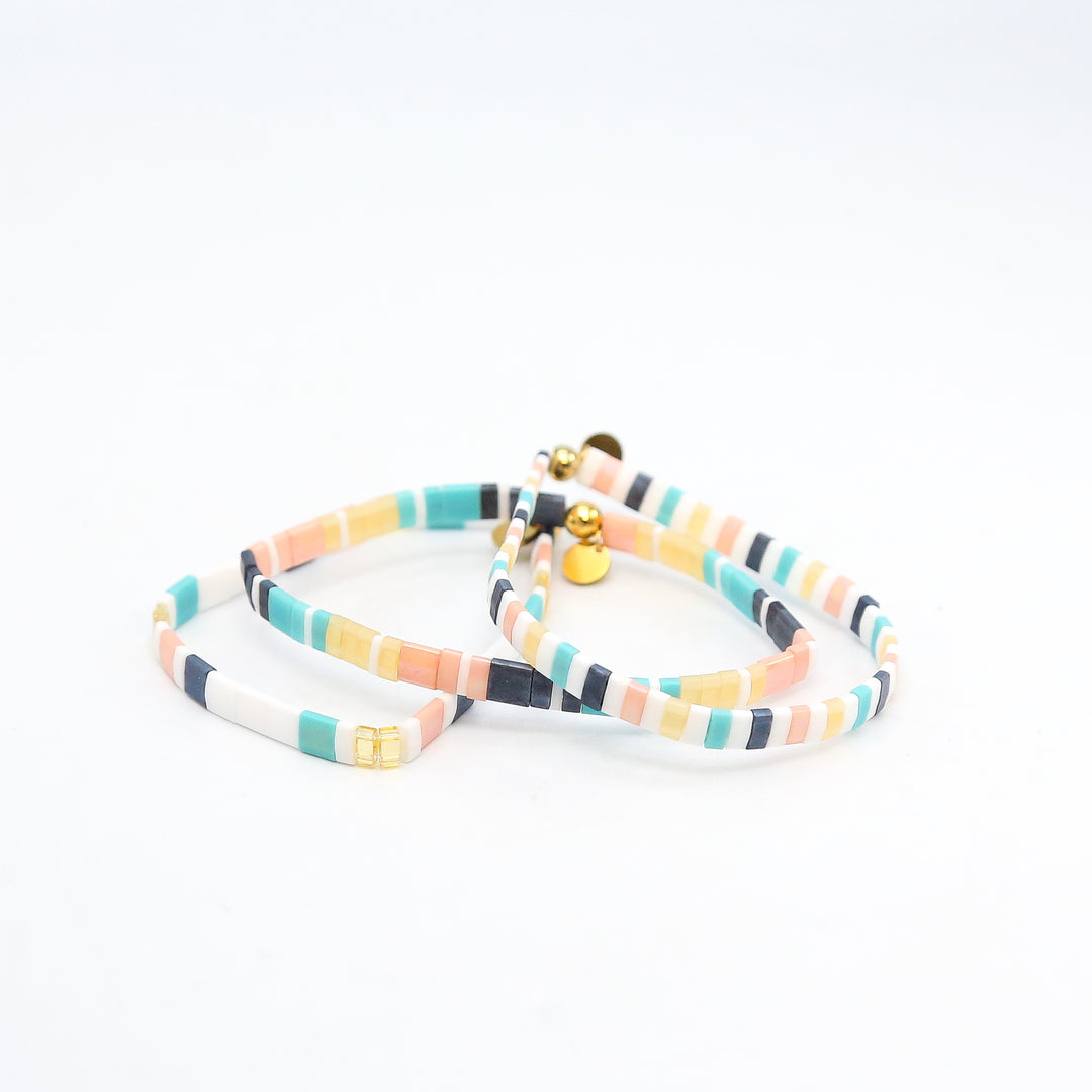 BIKINI BOTTOM - Tila Bracelet Making Kit - 3 Bracelets
