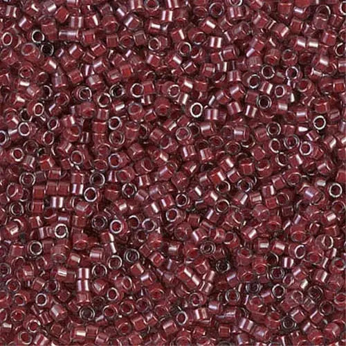 Cranberry Lined Crystal Luster 11/0 delica beads || DB0280