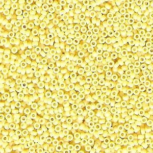 Duracoat Dyed Opaque Light Lemon Ice 15/0 seed beads || RR15-4451 - Mack & Rex