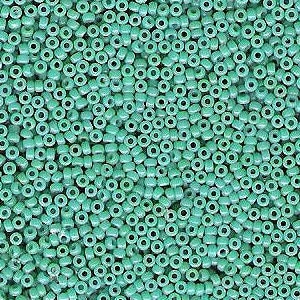 Duracoat Dyed Opaque Sea Opal 15/0 seed beads || RR15-4475 - Mack & Rex