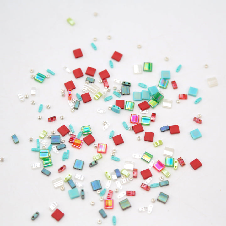 HOLLY JOLLY - Tila Bead Mix