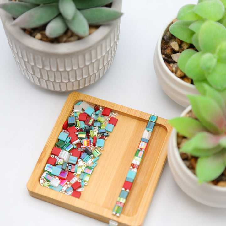 HOLLY JOLLY - Tila Bead Mix