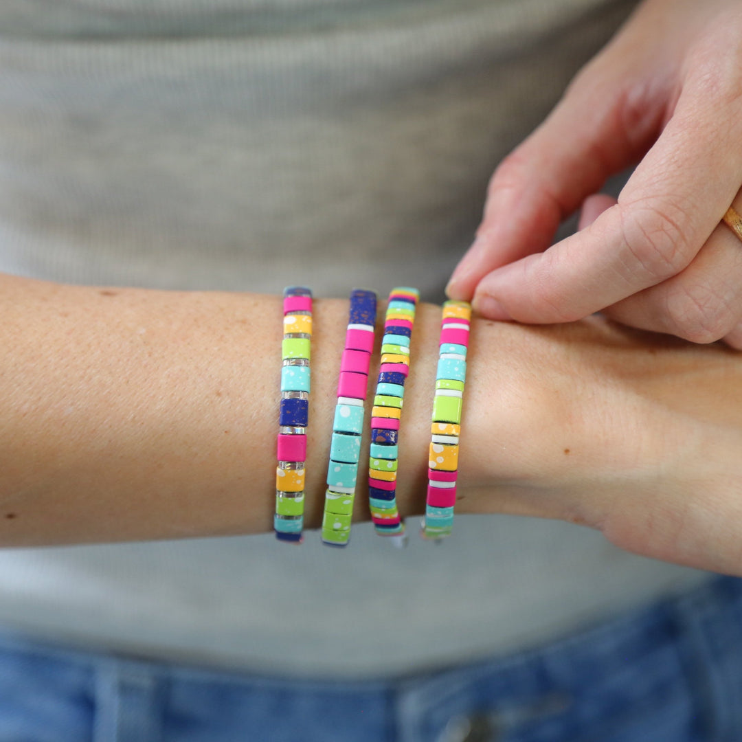 LIVE OUT LOUD | Set Of 4 | Beaded Bracelet Stack