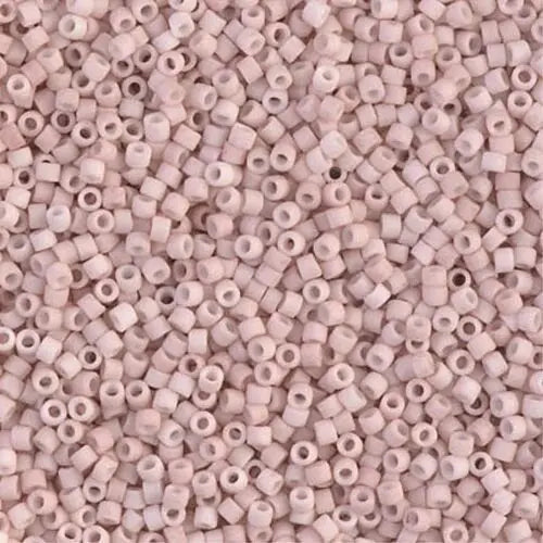 Matte Opaque Pink Champagne 11/0 delica beads || DB1515