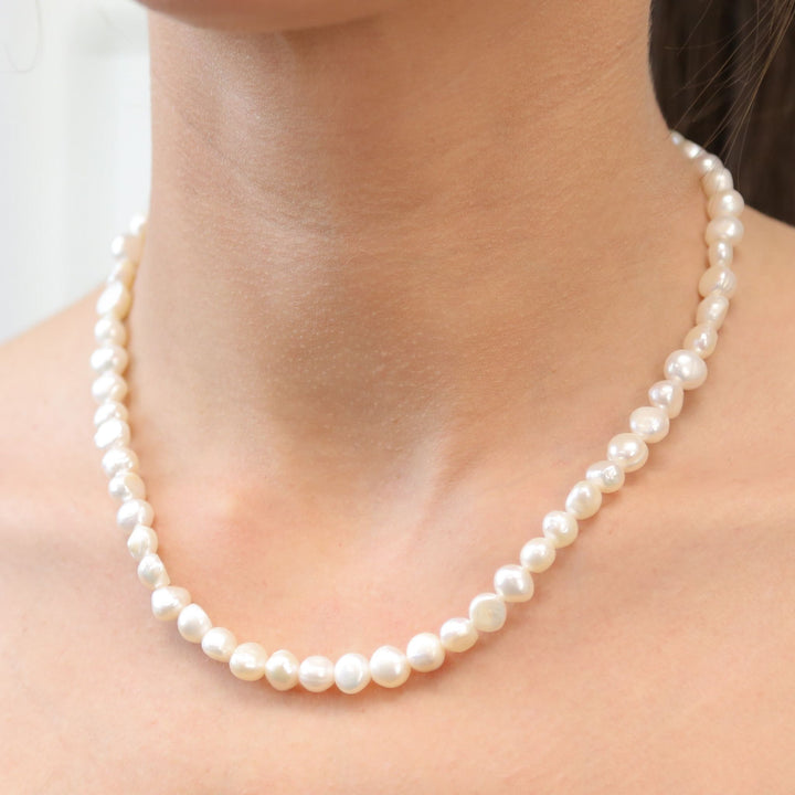 CHLOE - Real Freshwater Pearl Necklace - High Quality