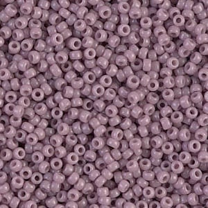 Opaque Mauve 15/0 seed beads || RR15-0410 - Mack & Rex