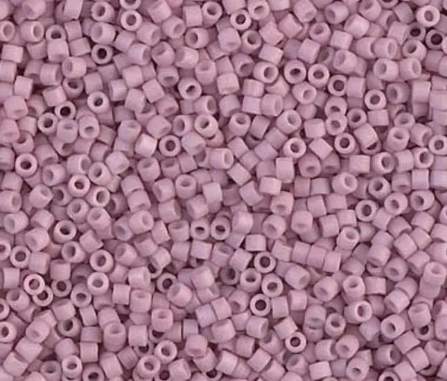 a close up of a bunch of beads