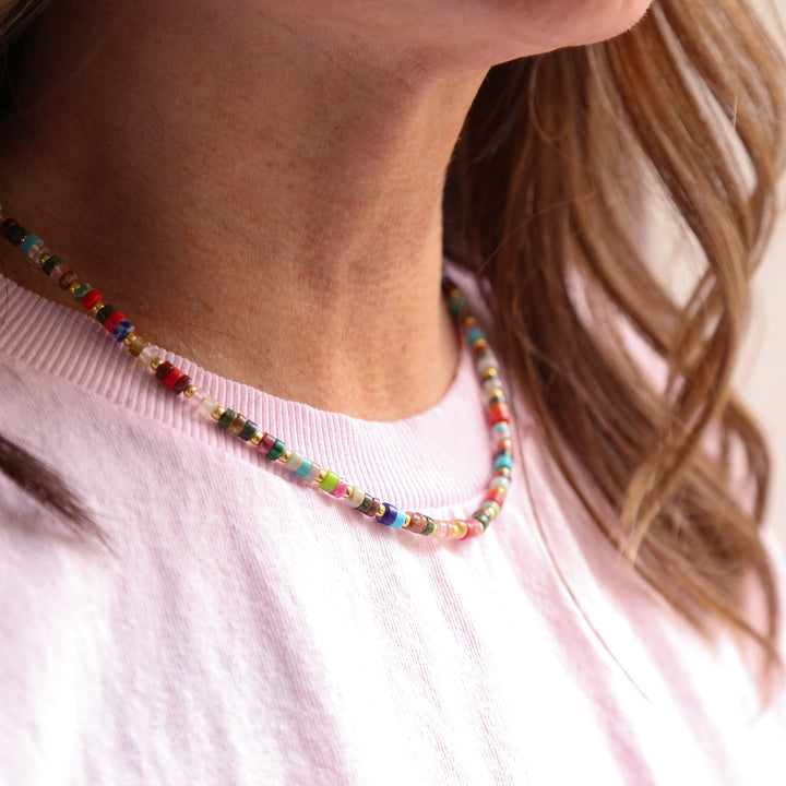 SNAPPY - Multicolored Stone Bead Necklace