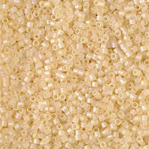 Transparent Matte Light Straw Luster 11/0 delica beads || DB1287