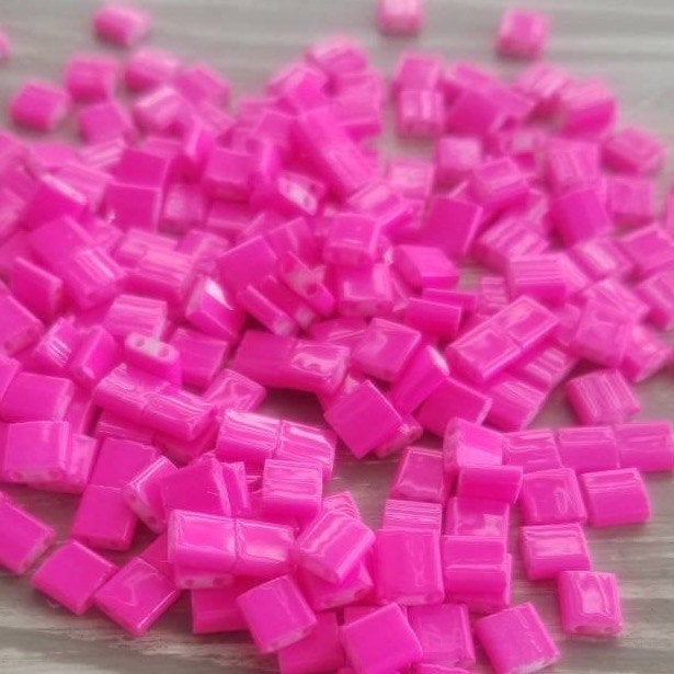 6051 - Hot Pink Whole Tile Beads | TL6051